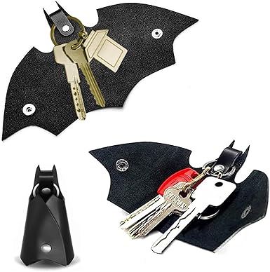 🦇 Llavero de Cuero de Batman: Elegancia y Heroísmo en Tu Bolsillo 🦇